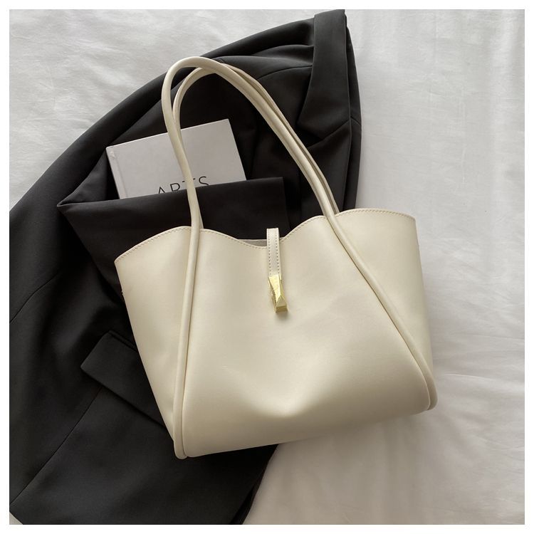 2XE37B Fashionable leather bag