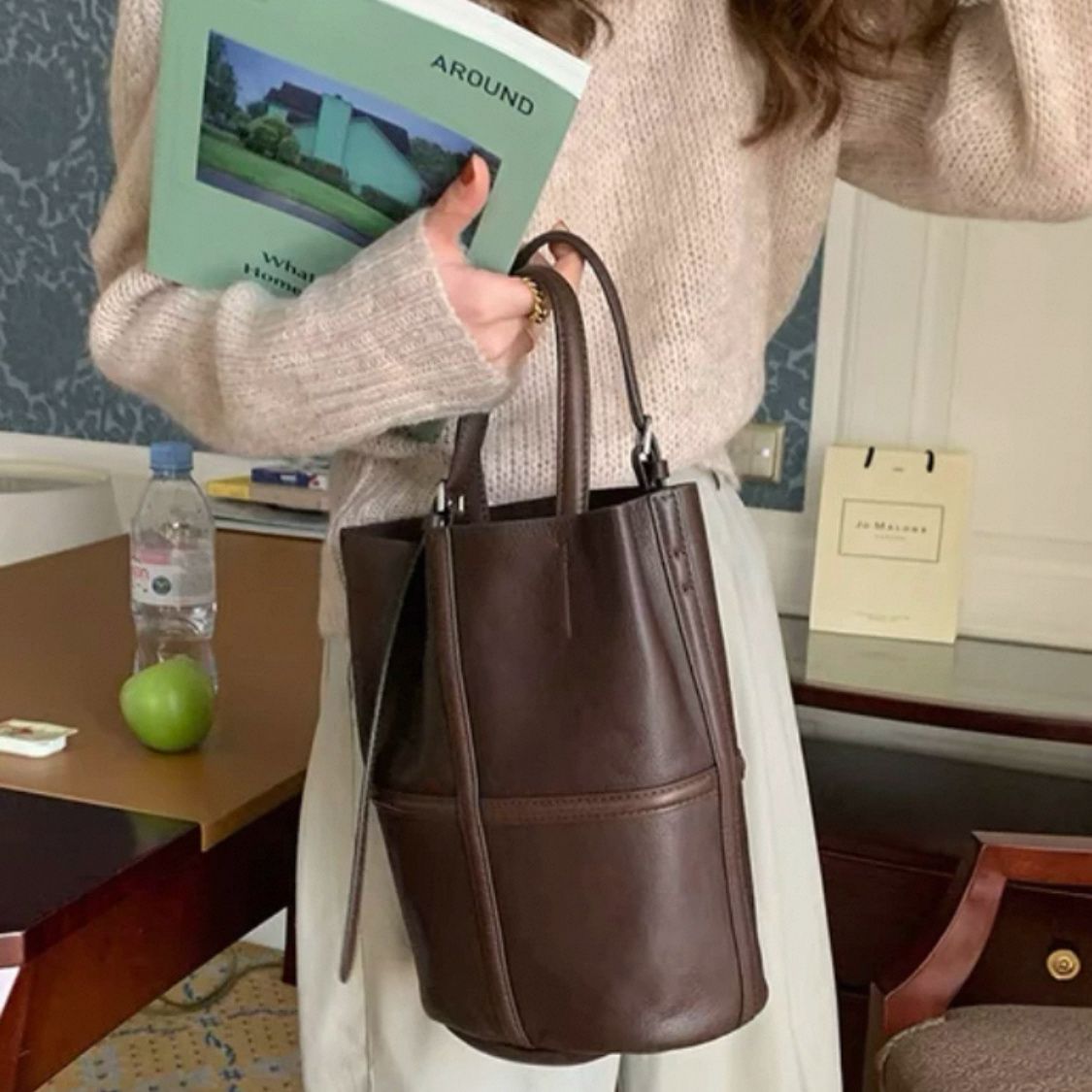 1B65B Fashionable leather bag