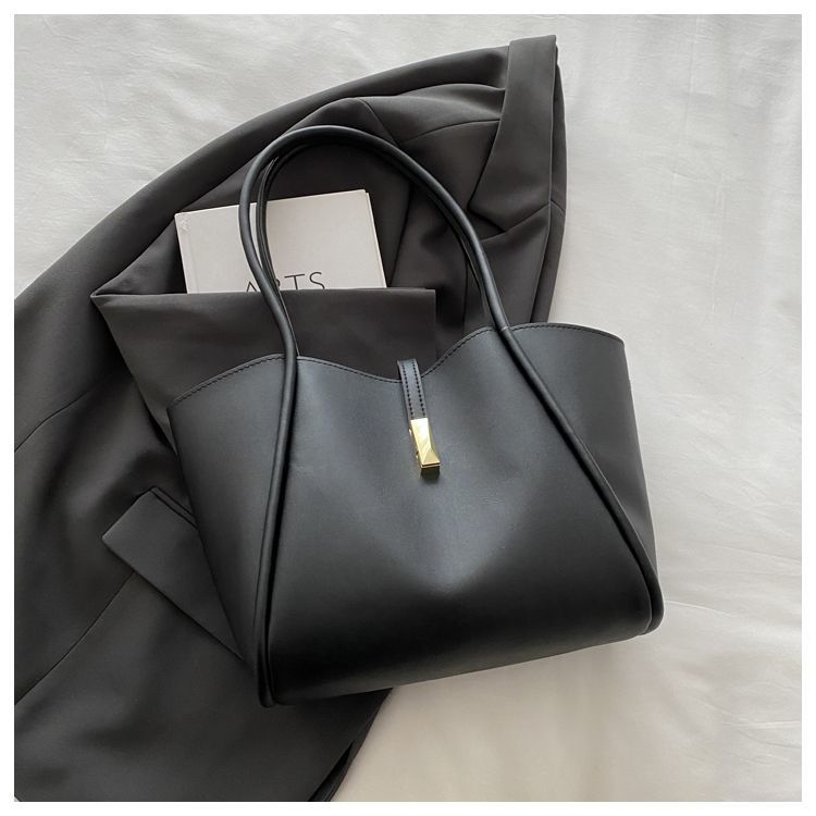 2XE37B Fashionable leather bag