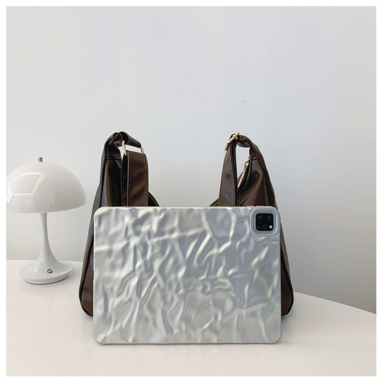 2XE98B Fashionable leather bag