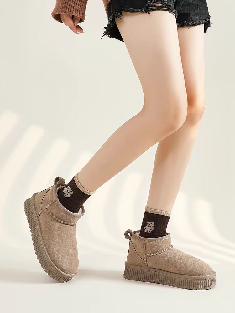 1LU10Z Fashionable snow boots