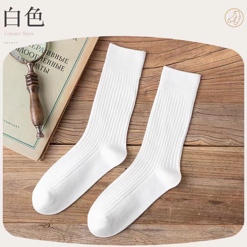 T35Z70S   Fashionable socks