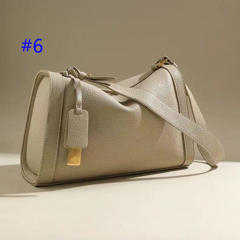 2XE268B  Fashionable leather bag 