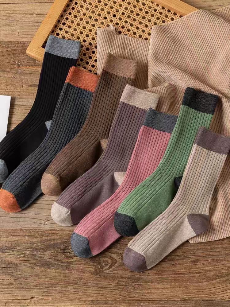 T35Z72S   Fashionable socks