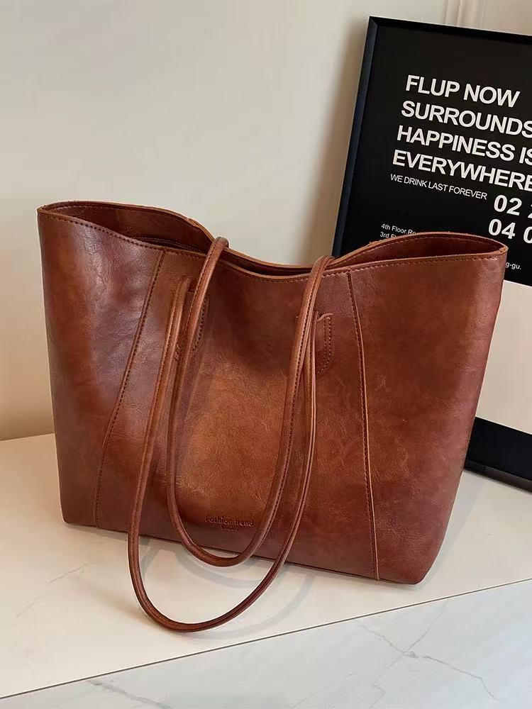1B57B Fashionable leather bag