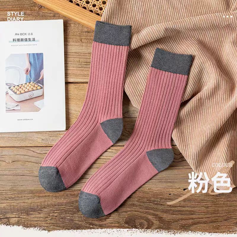 T35Z72S   Fashionable socks